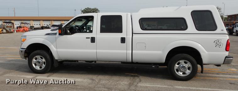image for item DC5336 2011 Ford F250 Super Duty Crew Cab pickup truck
