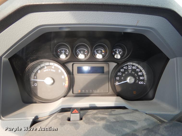 image for item DC5336 2011 Ford F250 Super Duty Crew Cab pickup truck