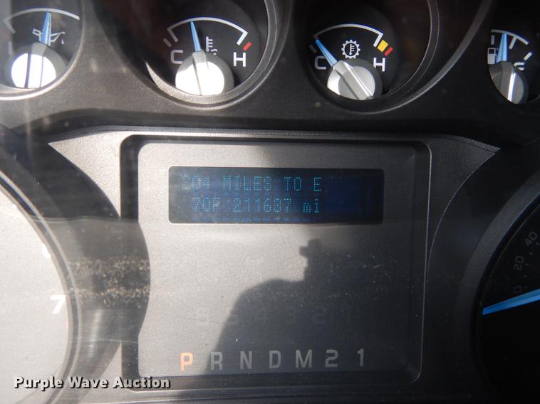 image for item DC5336 2011 Ford F250 Super Duty Crew Cab pickup truck