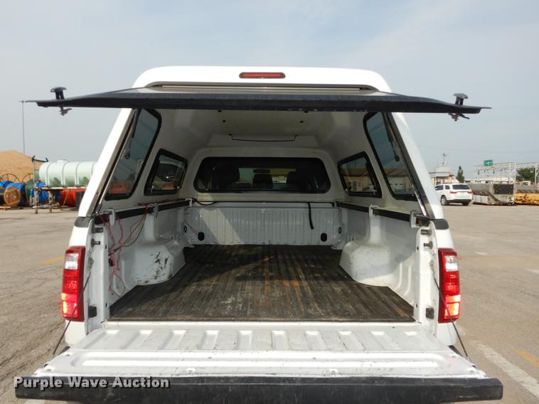 image for item DC5336 2011 Ford F250 Super Duty Crew Cab pickup truck