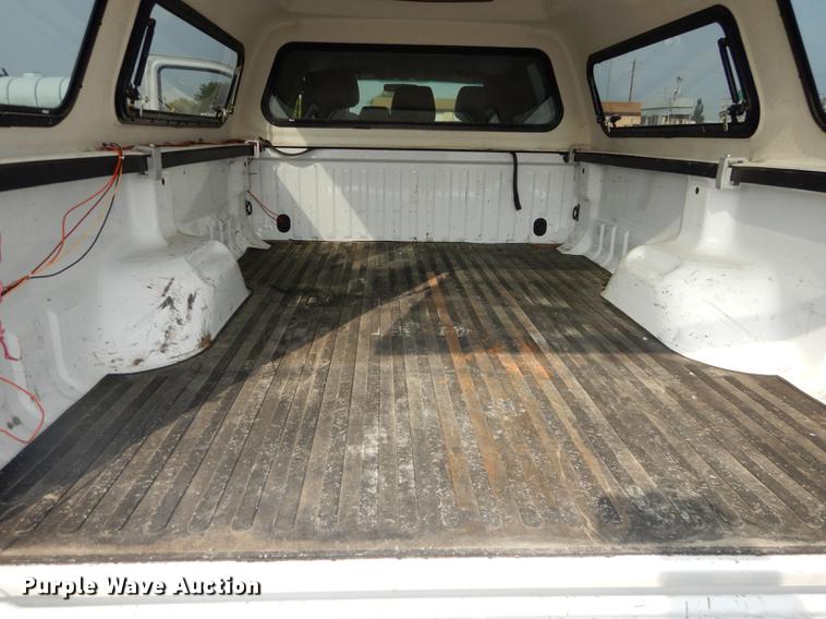 image for item DC5336 2011 Ford F250 Super Duty Crew Cab pickup truck