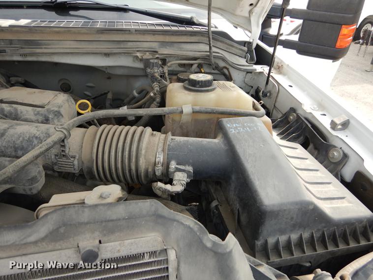 image for item DC5337 2008 Ford F250 Super Duty utility bed pickup truck