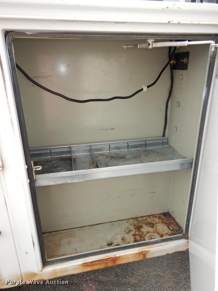 image for item DC5337 2008 Ford F250 Super Duty utility bed pickup truck