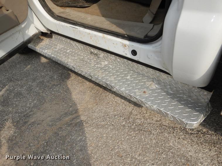 image for item DC5337 2008 Ford F250 Super Duty utility bed pickup truck