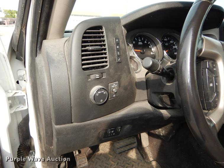 image for item DC5338 2012 Chevrolet Silverado 1500 Crew Cab pickup truck