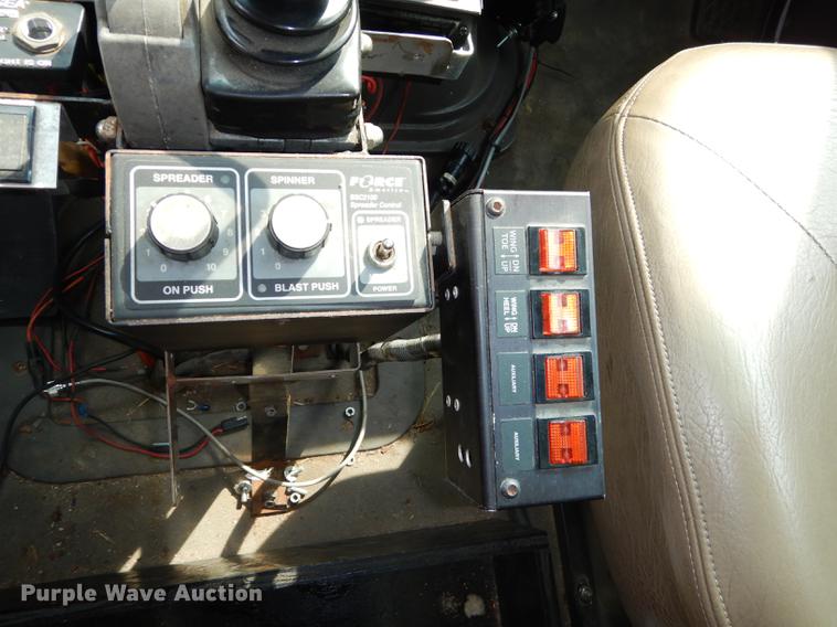 image for item DC5339 2005 Sterling L7500 dump truck