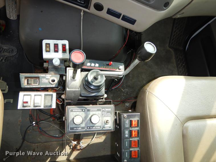 image for item DC5339 2005 Sterling L7500 dump truck