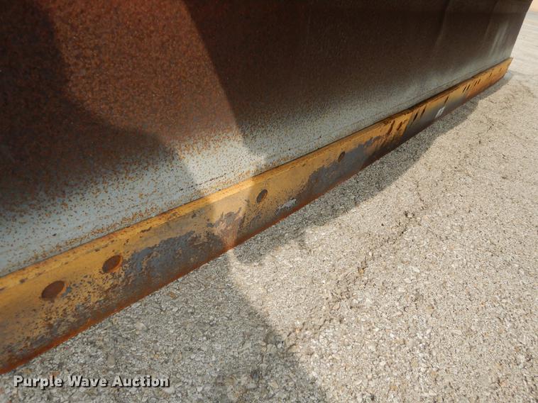 image for item DC5339 2005 Sterling L7500 dump truck