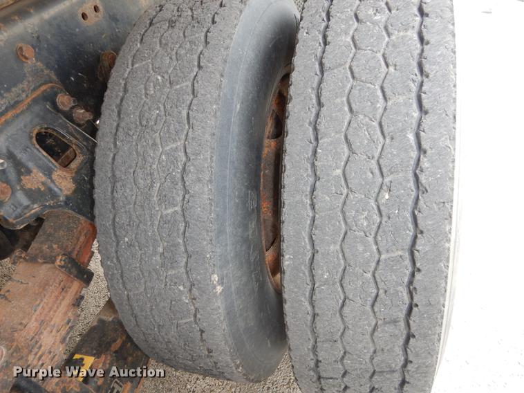 image for item DC5339 2005 Sterling L7500 dump truck