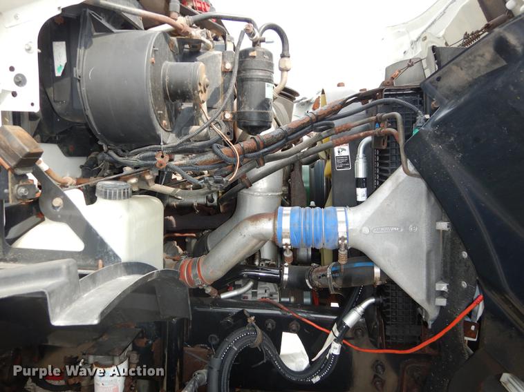 image for item DC5339 2005 Sterling L7500 dump truck