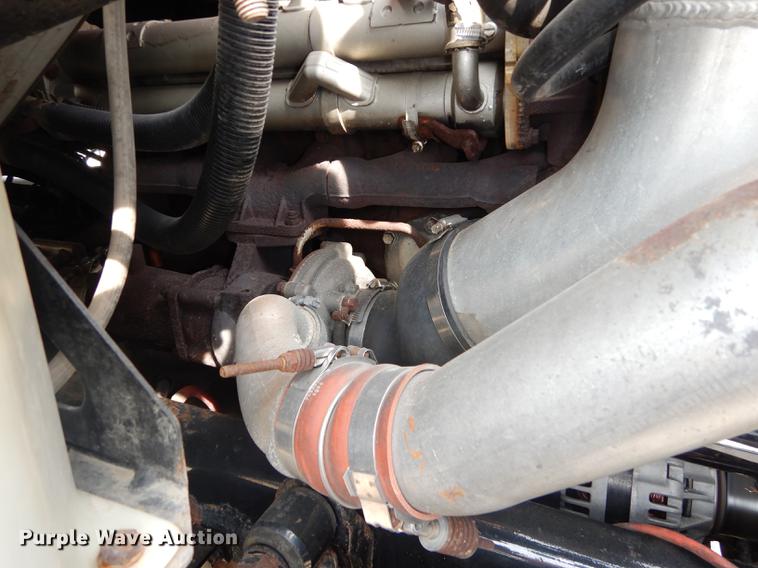 image for item DC5339 2005 Sterling L7500 dump truck