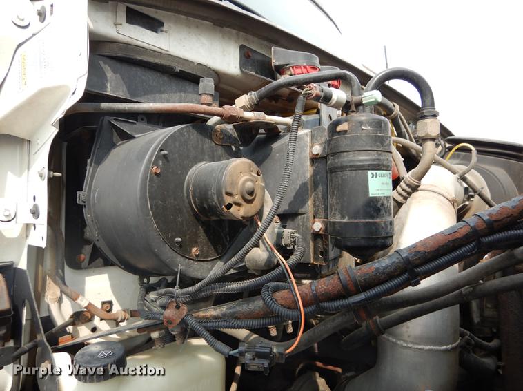 image for item DC5339 2005 Sterling L7500 dump truck