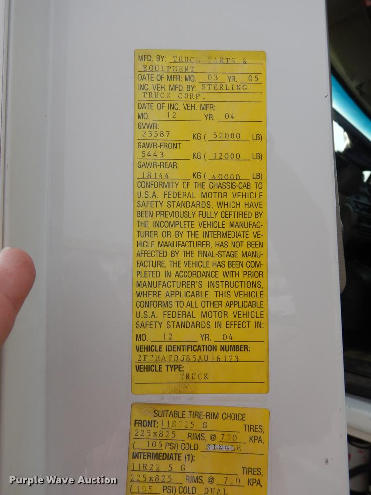 image for item DC5339 2005 Sterling L7500 dump truck