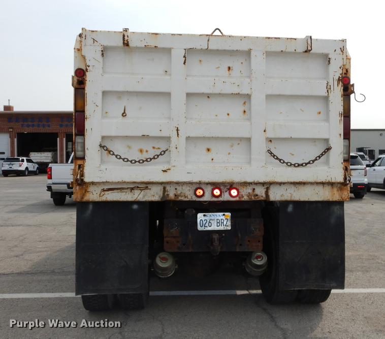 image for item DC5340 2002 GMC C8500 dump truck