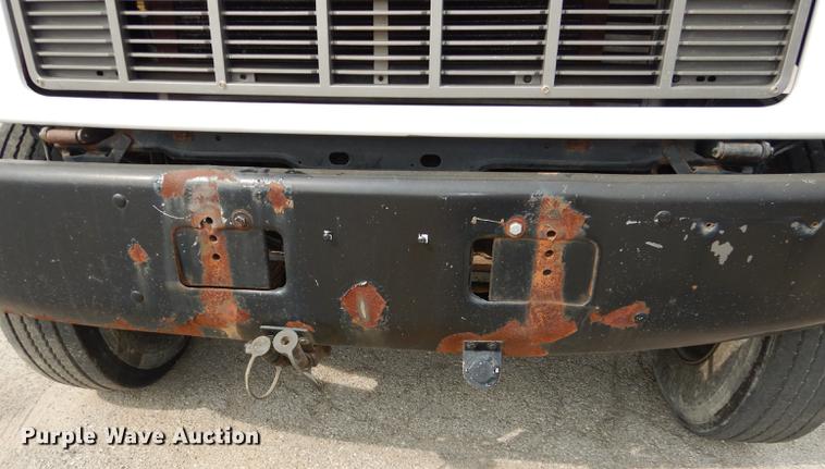 image for item DC5340 2002 GMC C8500 dump truck