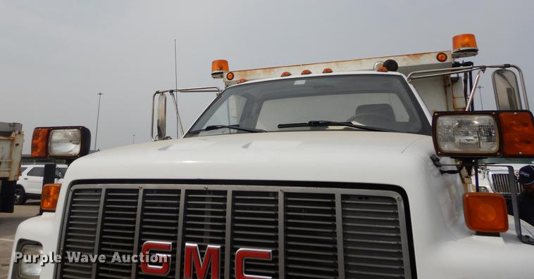 image for item DC5340 2002 GMC C8500 dump truck