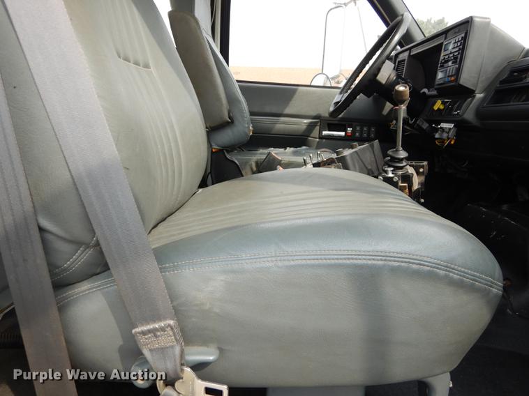 image for item DC5340 2002 GMC C8500 dump truck