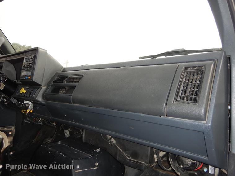 image for item DC5340 2002 GMC C8500 dump truck