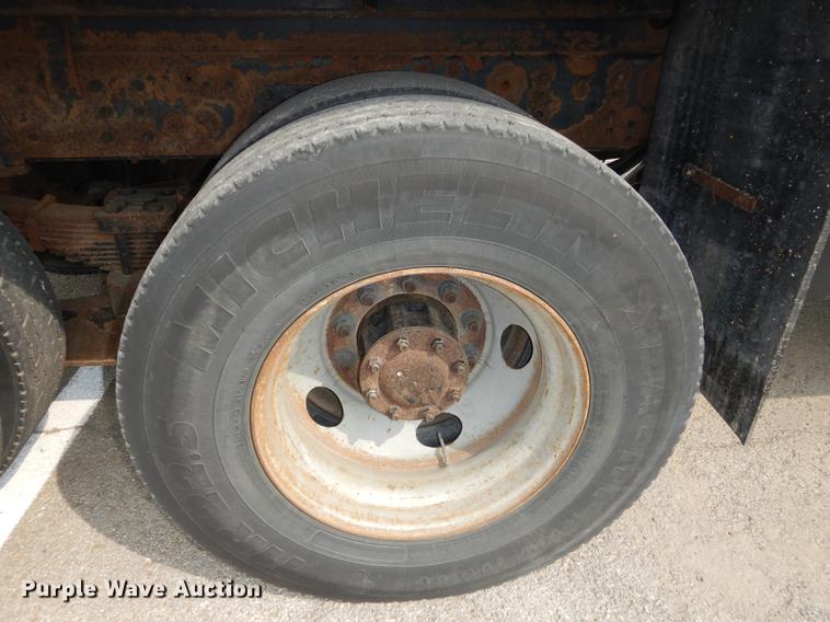 image for item DC5340 2002 GMC C8500 dump truck