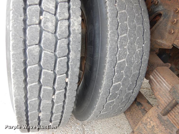 image for item DC5340 2002 GMC C8500 dump truck