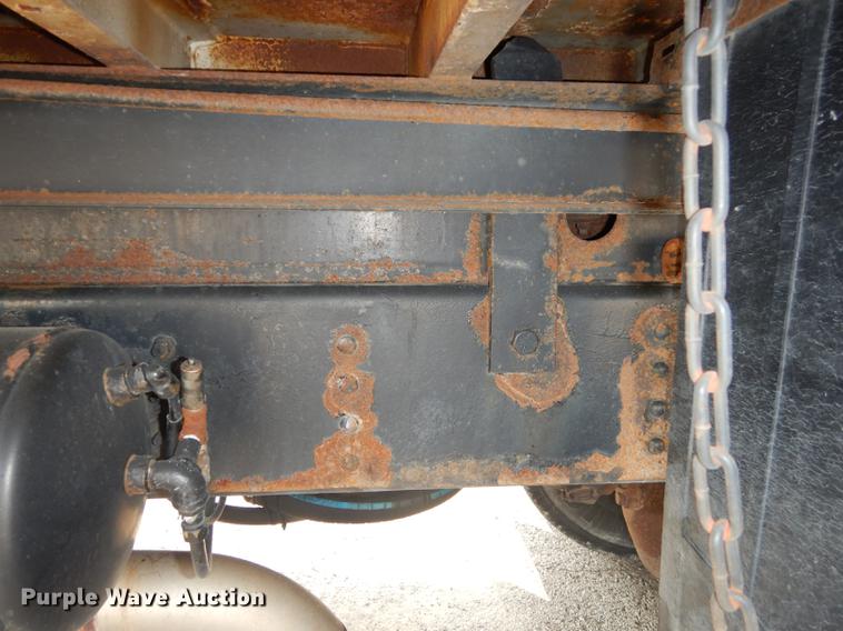 image for item DC5340 2002 GMC C8500 dump truck