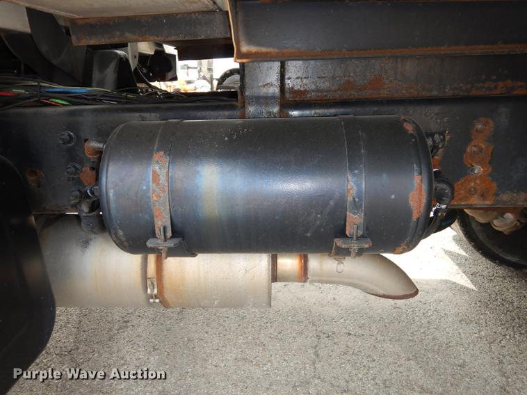 image for item DC5340 2002 GMC C8500 dump truck