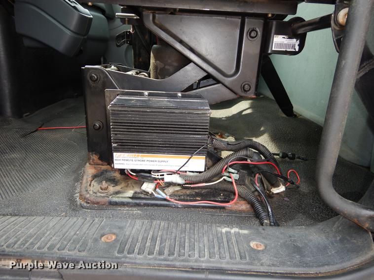 image for item DC5341 2004 International 7400 dump truck