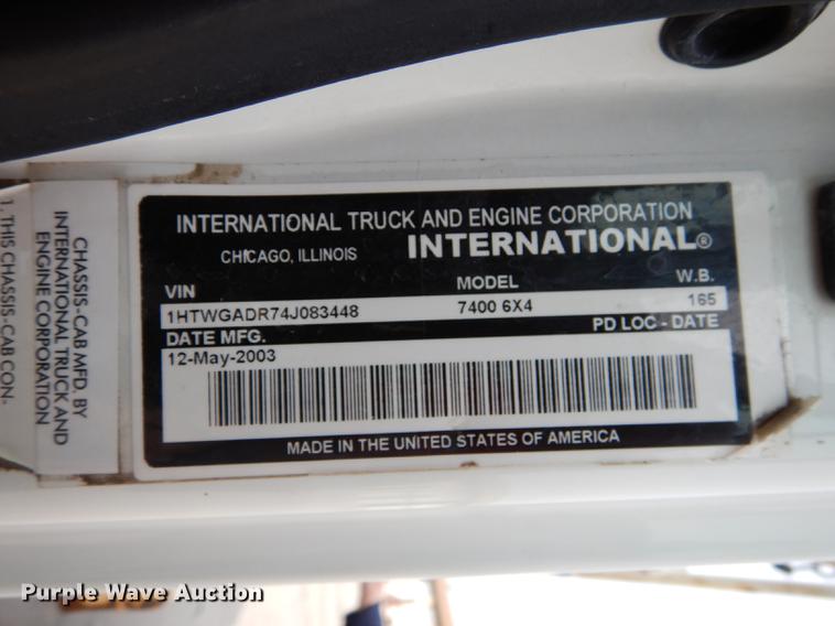 image for item DC5341 2004 International 7400 dump truck