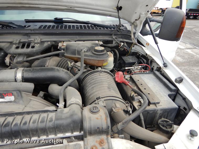 image for item DD0814 2005 Ford F250 Super Duty XLT utility bed pickup truck