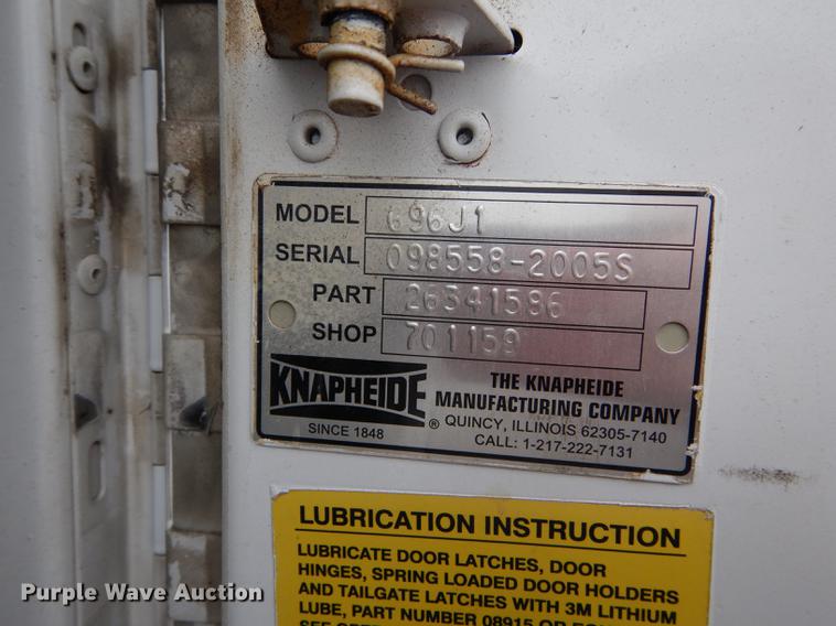 image for item DD0814 2005 Ford F250 Super Duty XLT utility bed pickup truck