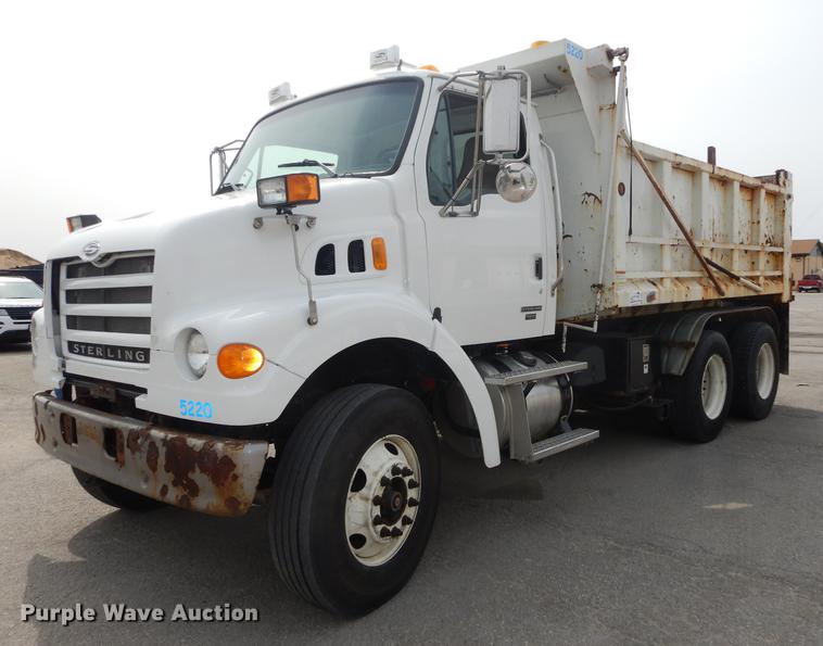 image for item DD0837 2005 Sterling L7500 dump truck
