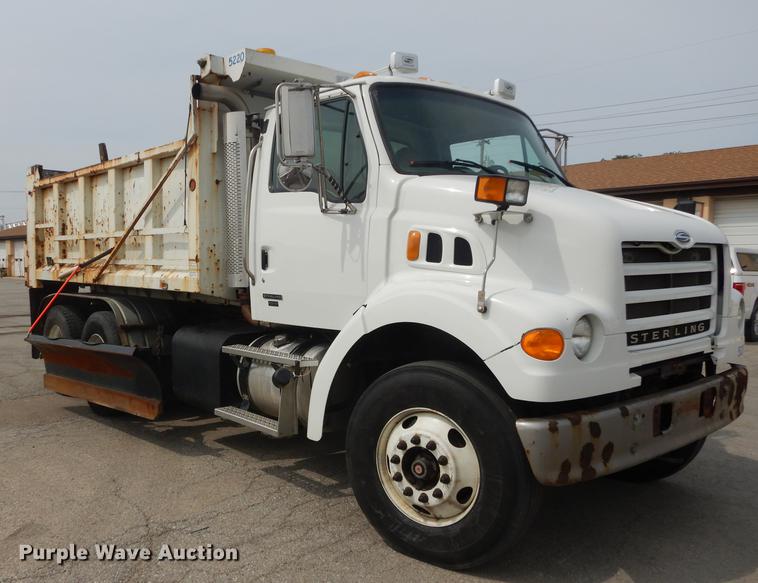 image for item DD0837 2005 Sterling L7500 dump truck