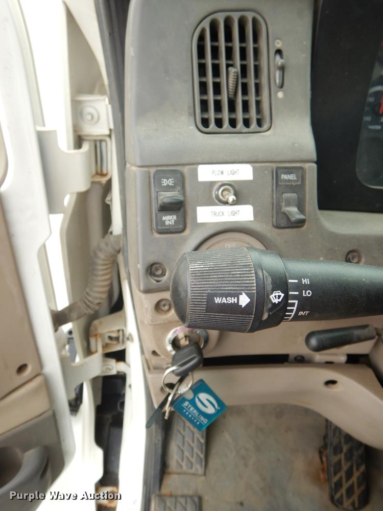 image for item DD0837 2005 Sterling L7500 dump truck