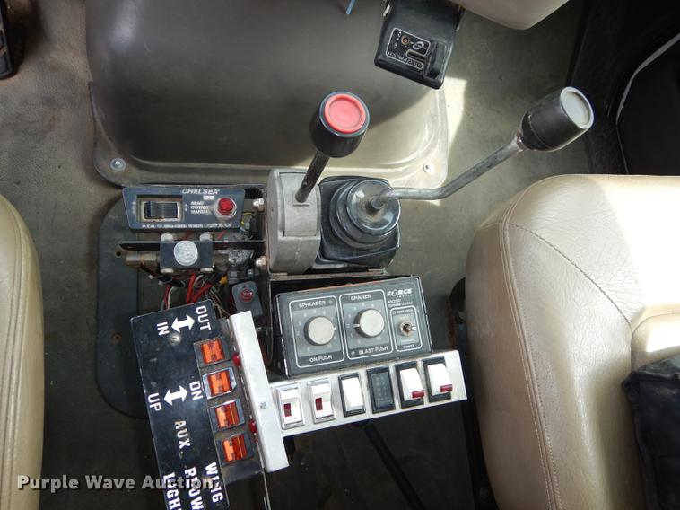 image for item DD0837 2005 Sterling L7500 dump truck