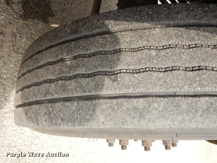 image for item DD0837 2005 Sterling L7500 dump truck