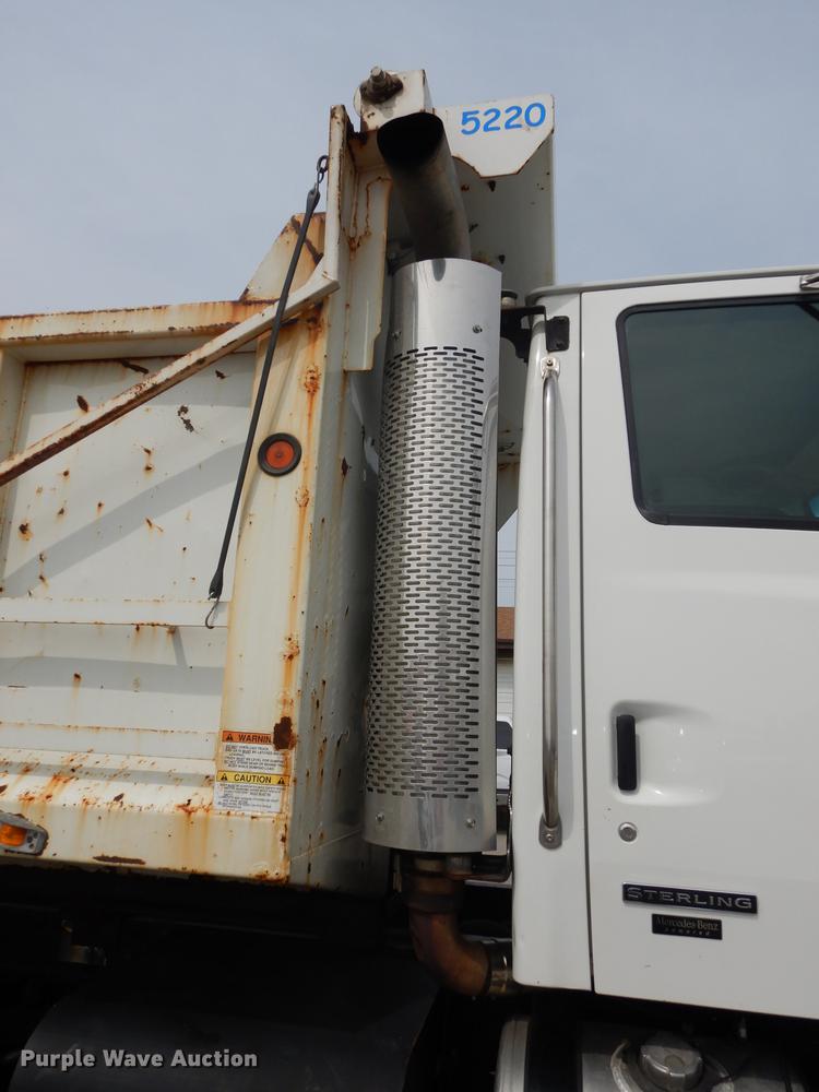 image for item DD0837 2005 Sterling L7500 dump truck