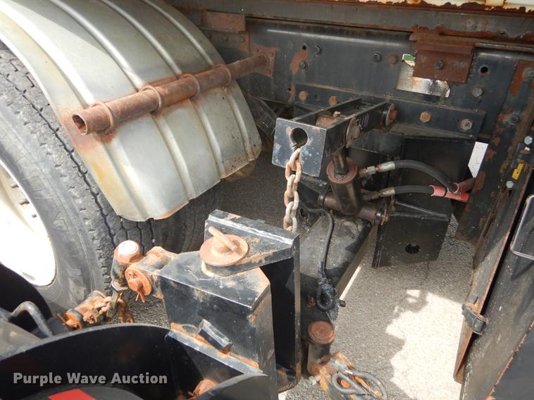 image for item DD0837 2005 Sterling L7500 dump truck