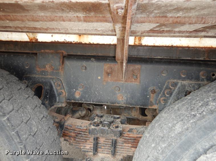 image for item DD0837 2005 Sterling L7500 dump truck