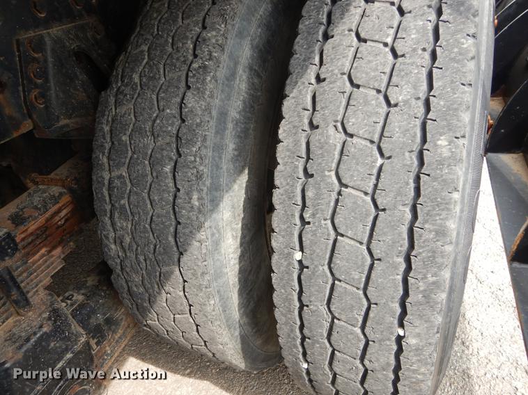 image for item DD0837 2005 Sterling L7500 dump truck