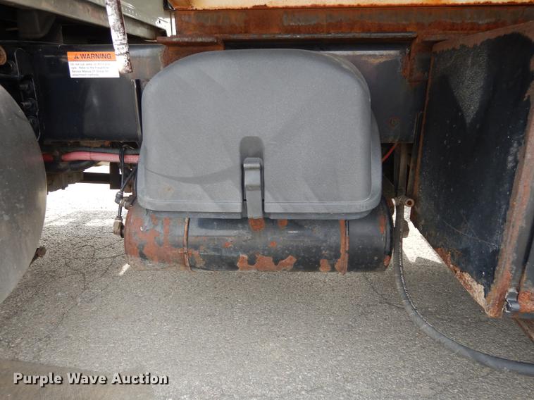 image for item DD0837 2005 Sterling L7500 dump truck