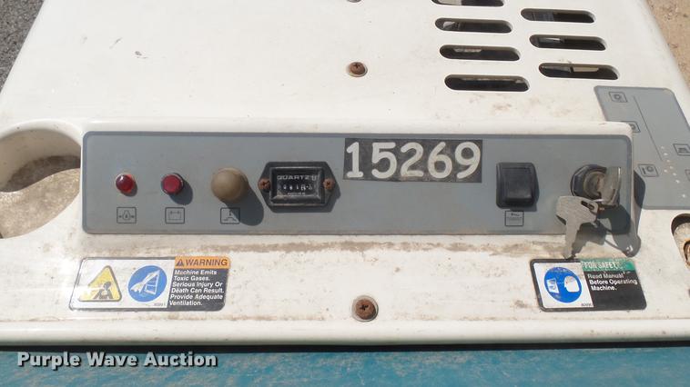 image for item EB9115 Tennant 3640 sweeper