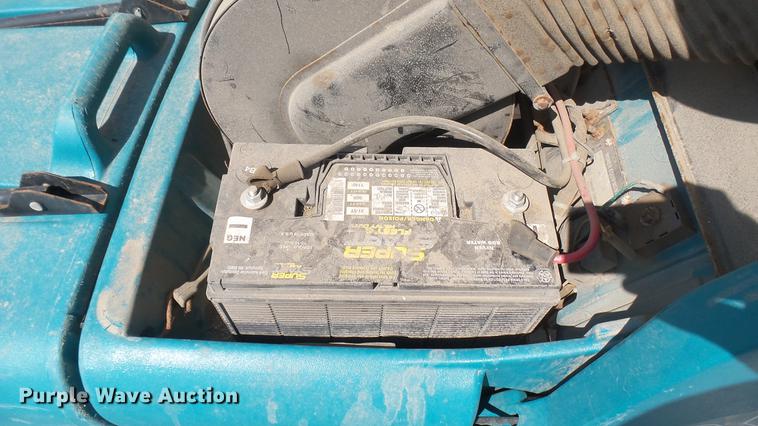 image for item EB9115 Tennant 3640 sweeper