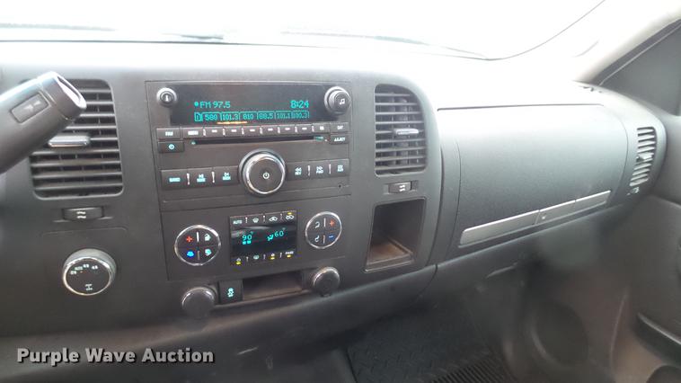 image for item EB9305 2012 Chevrolet Silverado 1500 Crew Cab pickup truck