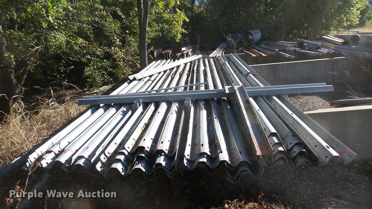 image for item EB9333 Guard rail materials