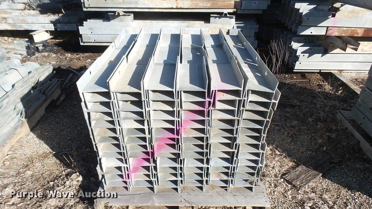 image for item EB9333 Guard rail materials