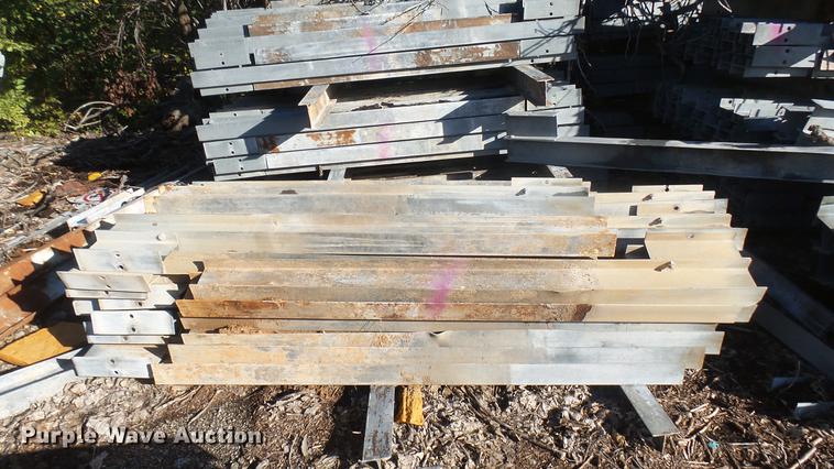 image for item EB9333 Guard rail materials