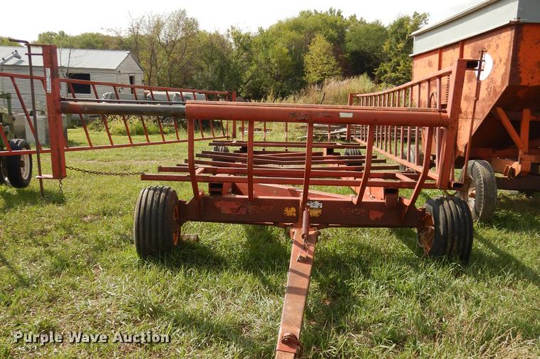 image for item BY9993 E-z Flow Stock hay feeder