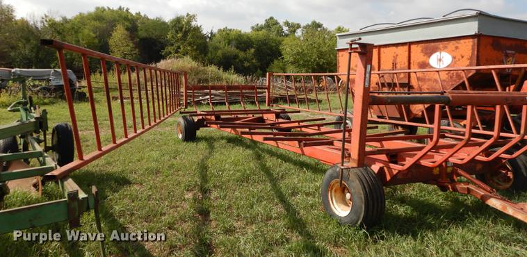 image for item BY9993 E-z Flow Stock hay feeder