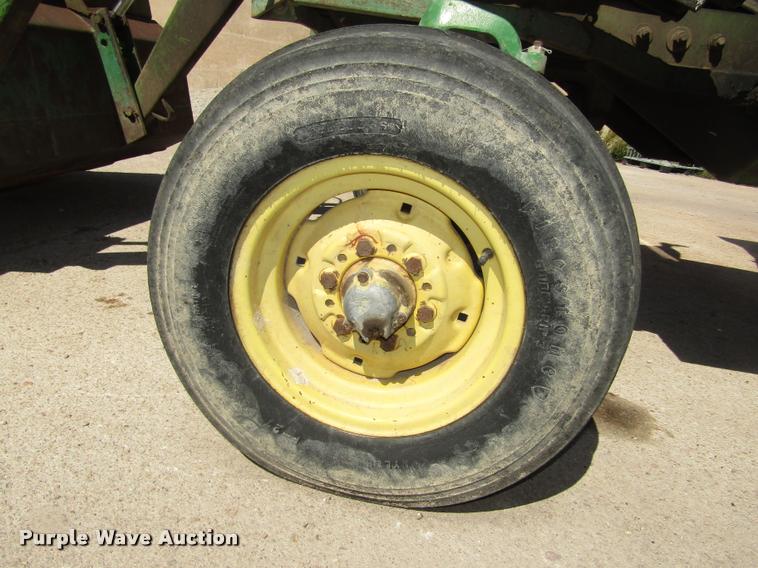 image for item DA3128 John Deere 4020 tractor