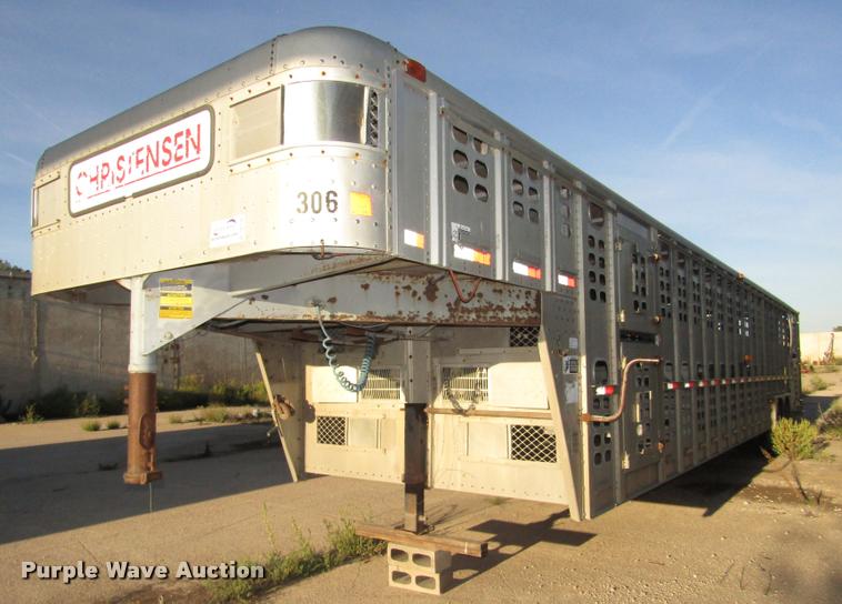 image for item DA3140 1998 Wilson PSGN-838R livestock trailer